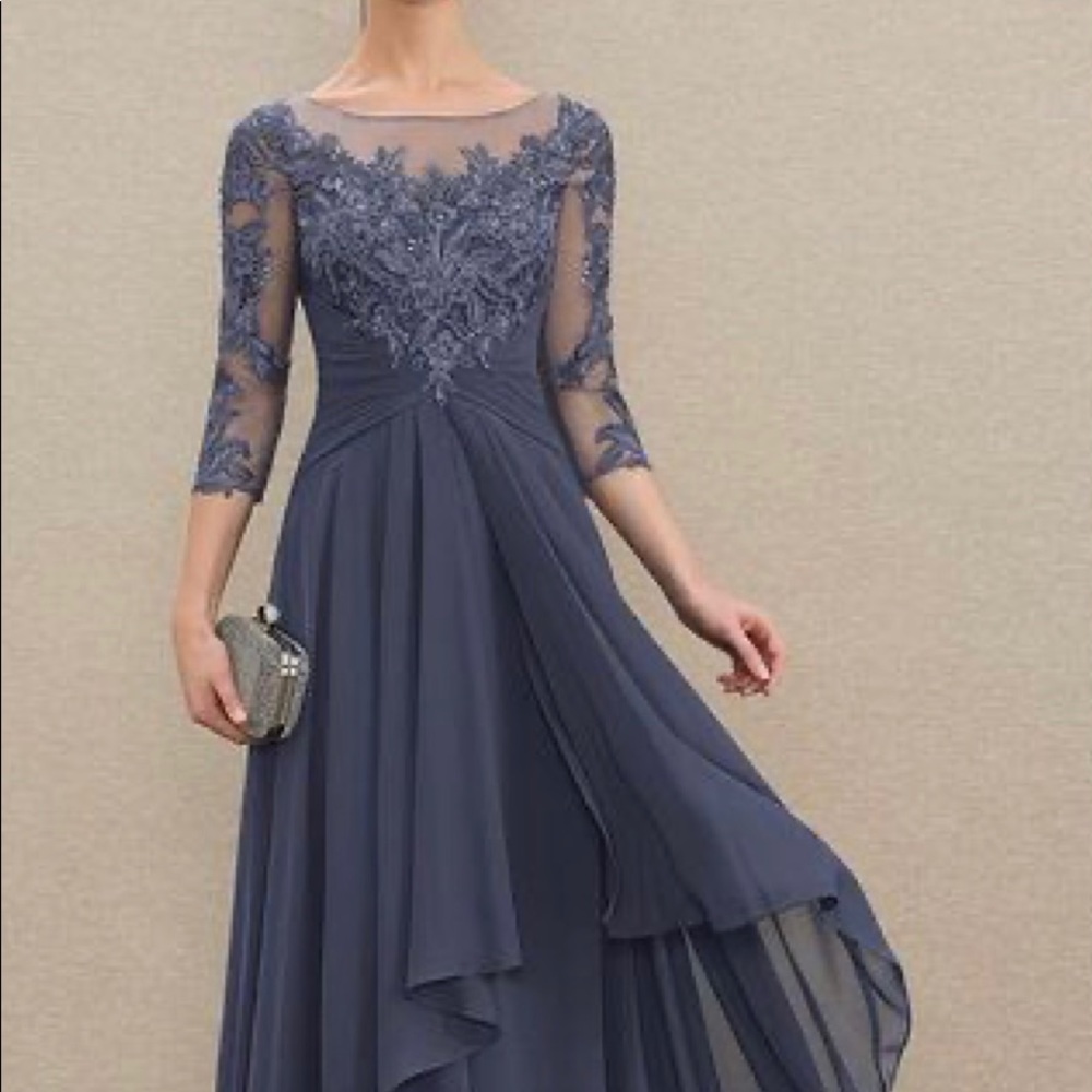 Chiffon & lace dress. Flattering and flowing